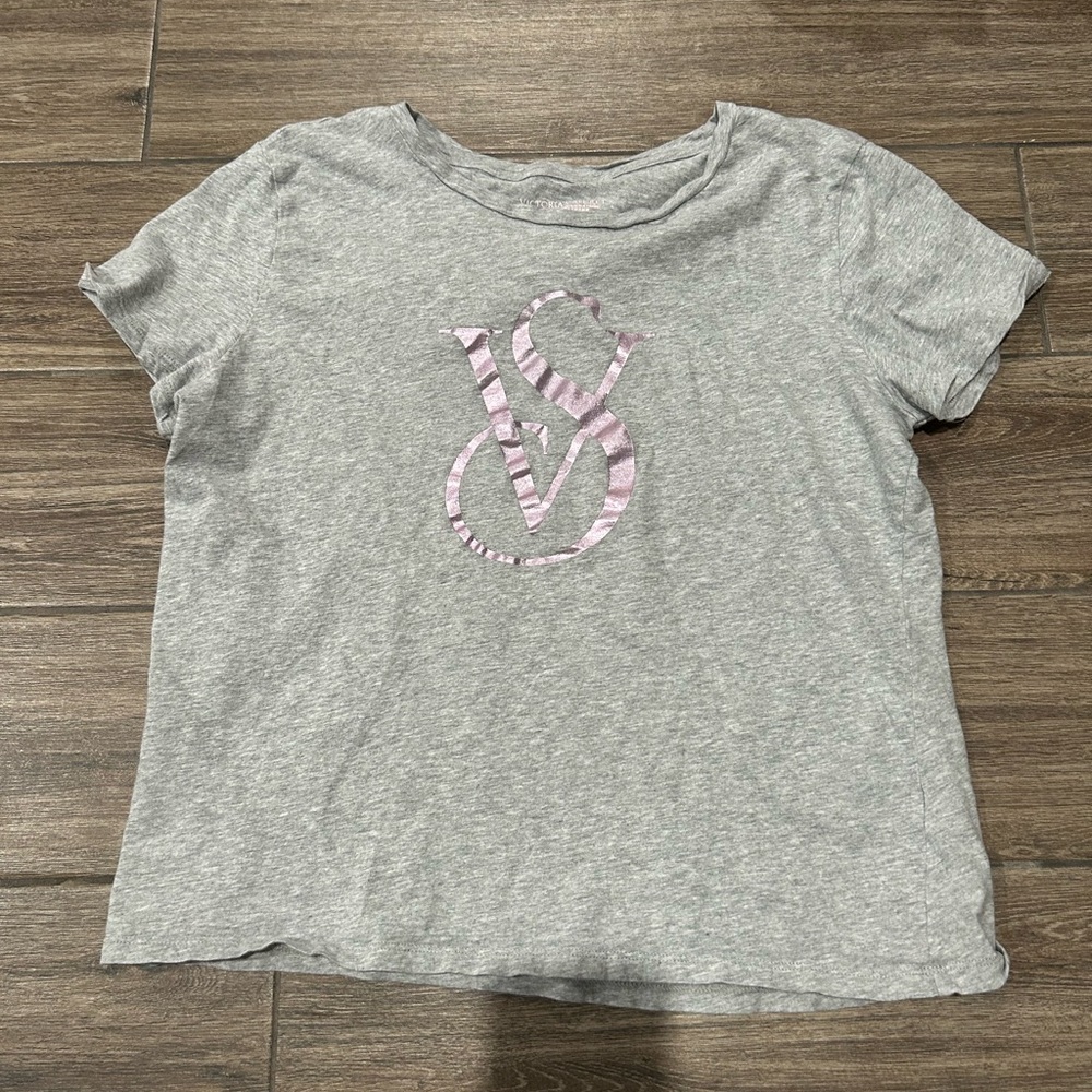 Victoria's Secret Gray Short Sleeve Tee